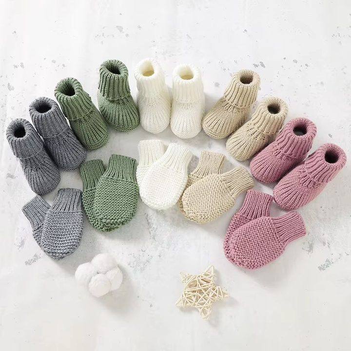 Knitted Booties & Mittens Set