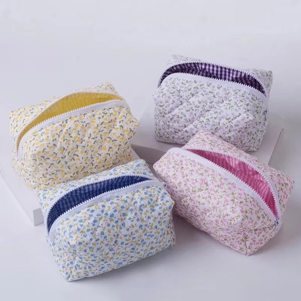 Floral Quilted Pouch