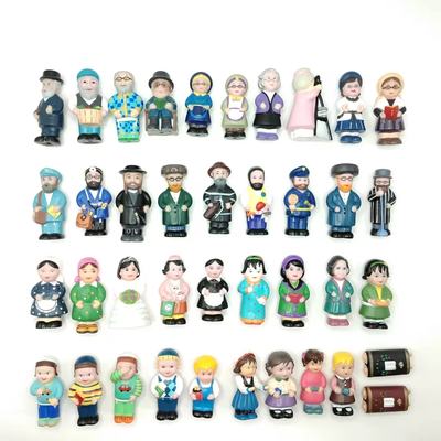 Mitzvah Kinder Shul Figures
